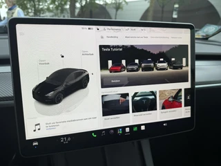 Tesla Model Y Long Range AWD 75 kWh / 18