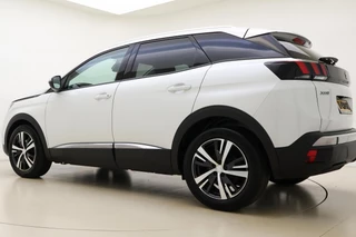 Peugeot 3008 1.2 PureTech Crossway 130 PK | Navigatie | Camera | Climate contro| Keyless | Lichtmetalen velgen | Extra getint glas | Cruise control / 13