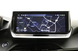 Peugeot 208 1.2 PureTech 100 GT | Navigatie | Climate Control | Camera | Full LED | 17'' LM Velgen | Keyless Entry & Start / 23