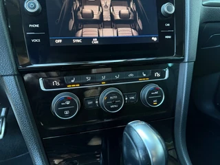 Volkswagen Golf 1.0 TSI Comfortline Business Camera Carplay Virtual dash / 40
