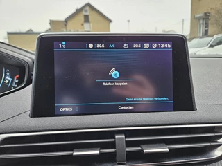 Peugeot 3008 1.2 PureTech Blue Lease Executive NAVI CAMERA TEL LM / 28