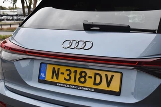 Audi Q4 e-tron 40 Launch edition Advanced 77 kWh MATRIX LED / 14