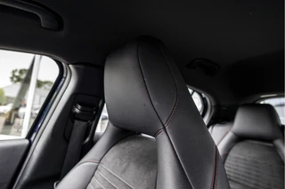 Mercedes-Benz GLA 180 Business Solution AMG | NL Auto | 19" | Camera / 13