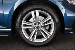 Volkswagen Passat Variant 1.5 TSI 150pk DSG R-Line Business + Keyless Panoramadak 360Camera Stoelverwarming Virtual Cockpit Navigatie / 53