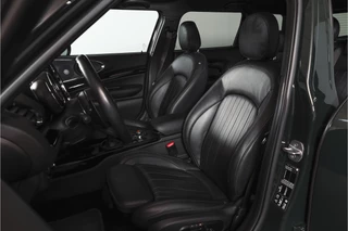 MINI Clubman 2.0 JCW ALL4 Chili  | S/K-Panodak | Adapt. Cruise | Stoelverw. | PDC | Camera | NAV + App.Connect | ECC | Harman Kardon | LM 19" | / 7