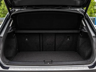 Volkswagen T-Roc 1.5 TSI 150 PK DSG Style IQ.DRIVE | Trekhaak | Virtual Cockpit | LED | ACC | Camera | Dodehoekdetectie | Stoel-/Stuurverwarming | Navigatie | Apple CarPlay/Android Auto | 18" / 37