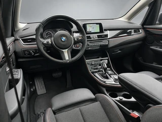 BMW 2 Serie Active Tourer 220i High Executive Edition 192 pk M-sport AUT. | dealer onderhouden | navigatie | trekhaak | panoramadak / 14