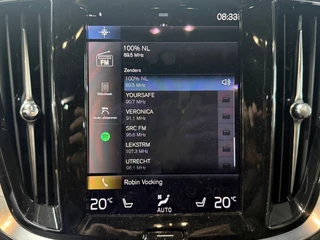 Volvo V60 2.0 T6 Recharge AWD R-Design / 360 camera / Panoramadak / Leder / head-up / Harman-Kardon / 39