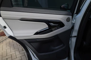 Land Rover Range Rover Evoque 1.5 P300e AWD R-Dynamic SE  | NAP! | MERIDIAN SURROUND | ELEK TREKHAAK | STOELVERW | CAMERA | APPLE CARPLAY | / 43