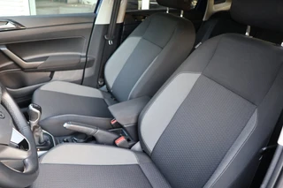 Volkswagen POLO Achteruitrijcamera App-connect Navigatie Parkeersensoren / 23