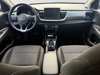 Kia Stonic 1.0 T-GDi MHEV DynamicLine | Automaat | Cruise Control | Climate Control | Camera | Navigatie | LM Velgen | / 16