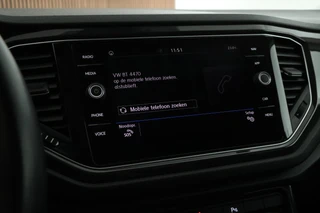 Volkswagen T-Roc 1.5 TSI 150pk DSG Sport Trekhaak Virtual cockpit Adaptive cruise Stoelverwaming PDC / 24