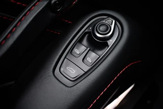 Aston Martin V8 Vantage 4.0 Carbon-ext | Ceramic-brakes | 26dkm / 70