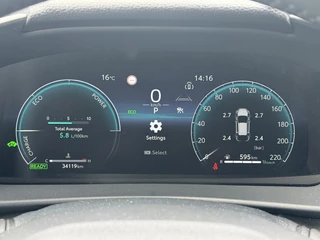 Toyota C-HR 1.8 Hybrid 140 Dynamic NL-AUTO BLIND SPOT KEYLESS PARK-SENSOREN APPLE/ANDROID 18'' LM-VELGEN CAMERA AD-CRUISE CLIMA NAVI / 16
