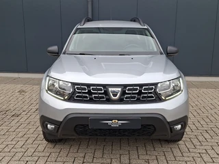 Dacia Duster 1.3 TCe 130pk Comfort * Navigatie * Cruise Control * Airco * / 24