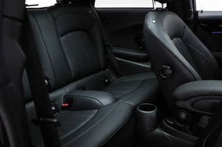 MINI 3-Door 2.0 John Cooper Works Classic / 17