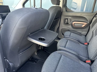 Peugeot Rifter 130pk GT (Automaat - Rolstoel (til) lift - Stoelverwarming - Keyless Entry - Camera - Automatische Airco - Navigatie) / 16