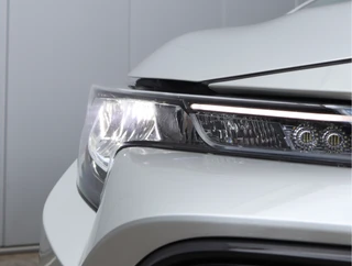 Toyota Corolla Touring Sports 1.8 Hybrid Business  | Navigatie | Stoelverwarming / 8