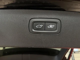 Volvo XC90 2.0 T8 Recharge AWD R-Design Pano Memory 7P NAP / 49