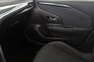 Opel Corsa 1.2 Elegance 100PK Airco Parkeersensoren Apple CarPlay / 30
