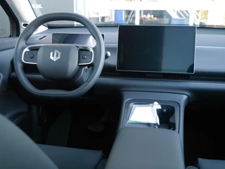 Leapmotor C10 Design REEV 28.4 kWh | Demo | 1500 trekgewicht | Nieuw uit voorraad Leverbaar | Panoramadak | Camera | 20 inch | Elektrische achterklep / 11