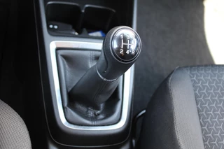 Suzuki Swift 1.0 Stijl Smart Hybrid / 33