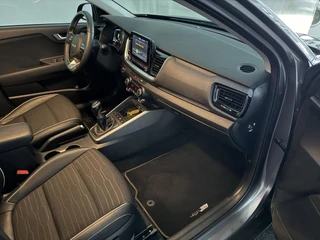 KIA Stonic 1.0 T-GDi MHEV 100pk GT-Line | Stoelverwarming | Stoelverwarming / 32