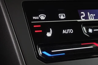 Volkswagen Taigo 1.0 TSI R-Line Business DSG Automaat Achteruitrijcamera Apple CarPlay / 21