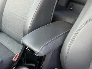 Toyota Corolla 1.8 HYBRID Automaat Navi Camera Trekhaak ACC / 42