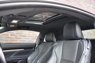 Lexus RC 300h Business Line Pro / 13