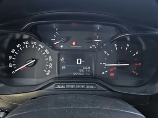 Citroën C3 1.2 PureTech Feel / 14