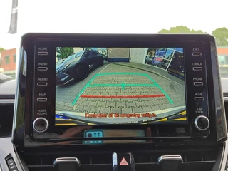 Toyota Corolla Touring Sports 1.8 Hybrid DYNAMIC STOELVERW KEYLESS 17'' LM-VELGEN CLIMA AD-CRUISE APPLE/ANDROID PRIVACY GLASS NL-AUTO CAMERA / 23