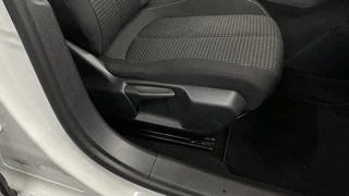 Peugeot 308 SW 1.2 PureTech Blue Lease CARPLAY NAVI CRUISE ECC. / 17
