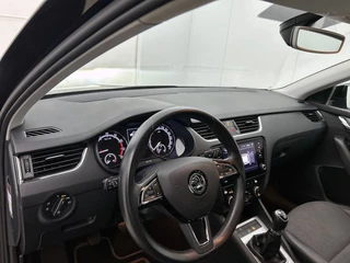Škoda Octavia Combi 1.5 TSI Greentech Ambition Stoelverwarming | Navigatie | Parkeersensoren | Airco / 12