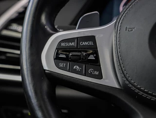 BMW X5 M50i 530pk | Achterasbesturing | Laser | ACC | Sky Lounge | Grigrio Telesto / 26