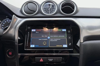 Suzuki Vitara 1.6 High Executive 120pk | Automaat | Navigatie | Panoramadak | Climate Control | Cruise Control Adaptief | Camera | Stoelverwarming / 28
