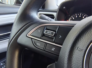 Suzuki Swift 1.2 COMFORT SMART HYBRID  Direct Leverbaar | Tot 10 JAAR GARANTIE!  Inclusief € 2.200,- Voorraad Voordeel / 21