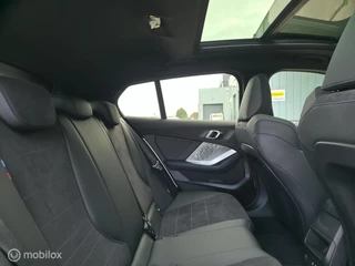 BMW 1 Series 123 xDrive Pano / 360' camera / Navi / 12
