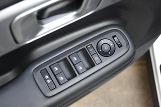 Hyundai Santa Fe 1.6 T-GDi HEV A/T Premium Sky I Black Pack I 7pl. / 25