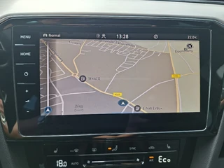 Volkswagen Passat Variant 1.4 TSI PHEV GTE * Panoramadak * Elek. Achterklep * Navigatiesysteem * 18 Inch Velgen * / 18