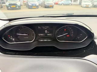 Peugeot 208 1.6 VTi Allure  | Navi | Bluetooth | Cruise | ECC | Regen- en Lichtsensor | Trekhaak / 7