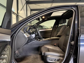 BMW 5-serie 520i M-Sport High Executive Pano Memory NL-AUTO / 17