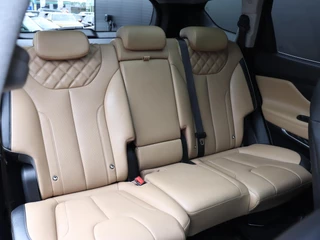 Hyundai Santa Fe 1.6 T-GDI PHEV Comfort Smart Sky | LEDER | PANO-DAK | TREKHAAK | KRELL AUDIO | CAMERA | STOEL/STUURVERW. | ADAPT. CRUISE | SOH 96.1% | / 18