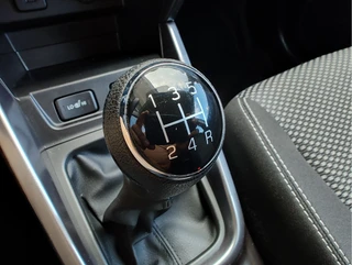 Suzuki Vitara 1.0 BOOSTERJET SELECT  Navi | Camera | Trekhaak | Cruise / 20