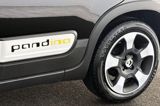 Fiat Panda 1.0 Hybrid Pandina Airco Apple CarPlay Cruise Control / 29