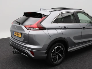 Mitsubishi Eclipse Cross 2.4 PHEV Prestige | Stoelverwarming | Camera | Panoramadak | Climatronic | Navigatie | CarPlay | 19 inch | 86.363 Km !! / 15
