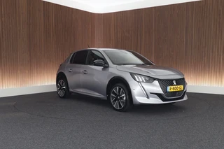 Peugeot e-208 EV GT 136pk 50 kWh SOH 91% Camera Navigatie Virtual Cockpit / 11