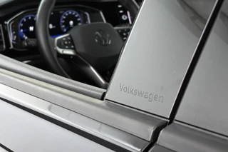 Volkswagen Taigo 1.0 TSI R-Line Business DSG Automaat Achteruitrijcamera Apple CarPlay / 37