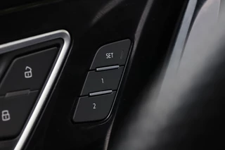Audi Q4 e-tron 50 quattro S Edition 77 kWh Optiek Zwart S-Line/Pano/Leder/Matrix LED/Elek. stoelen+mem/Head-up/Camera/Keyless/20" / 29