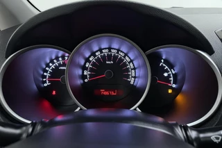 Kia Venga 1.6 CVVT DynamicPLusLine | Trekhaak | Cruise control | Airco | Achteruitrijcamera | Navigatie | Lichtmetalen velgen / 22